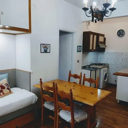 - Terme, Vicino A Mondole Apartman *