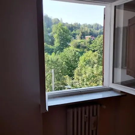 - Terme, Vicino A Mondole