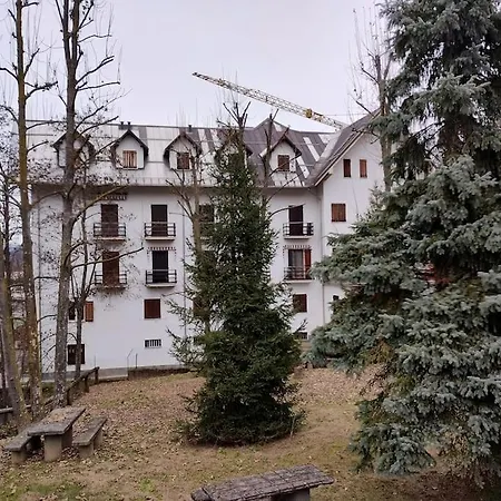 - Terme, Vicino A Mondole