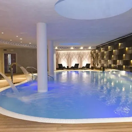 - Terme, Vicino A Mondole Lurisia